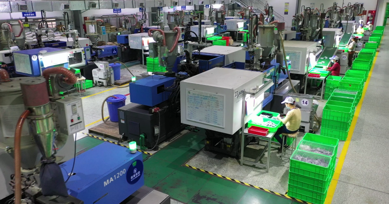INJECTION MOLDING 5