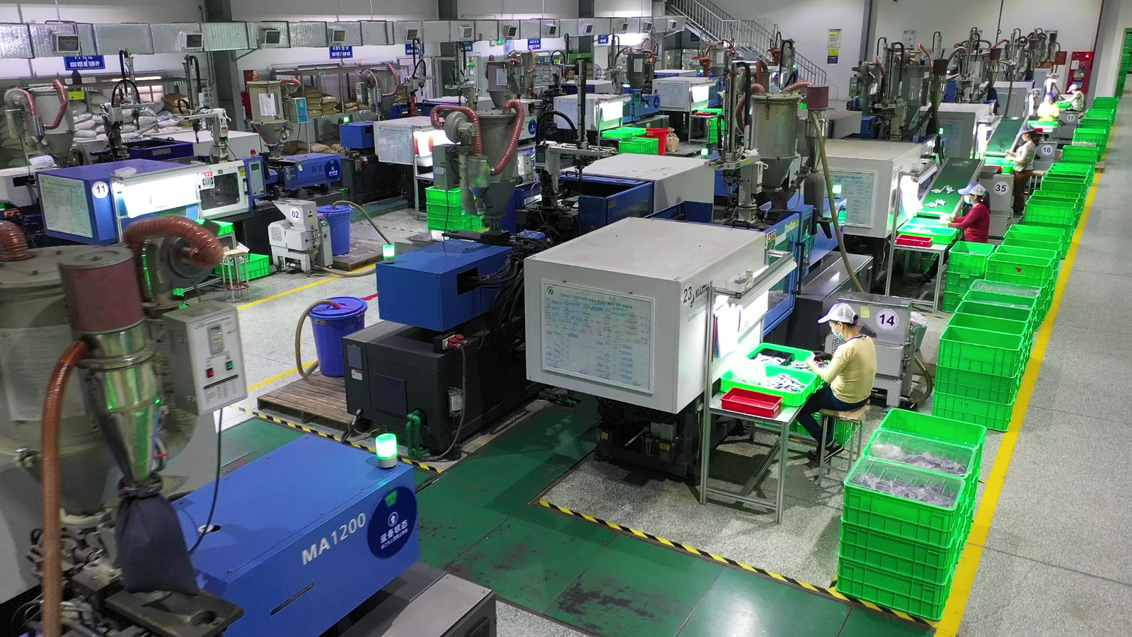 INJECTION MOLDING 5
